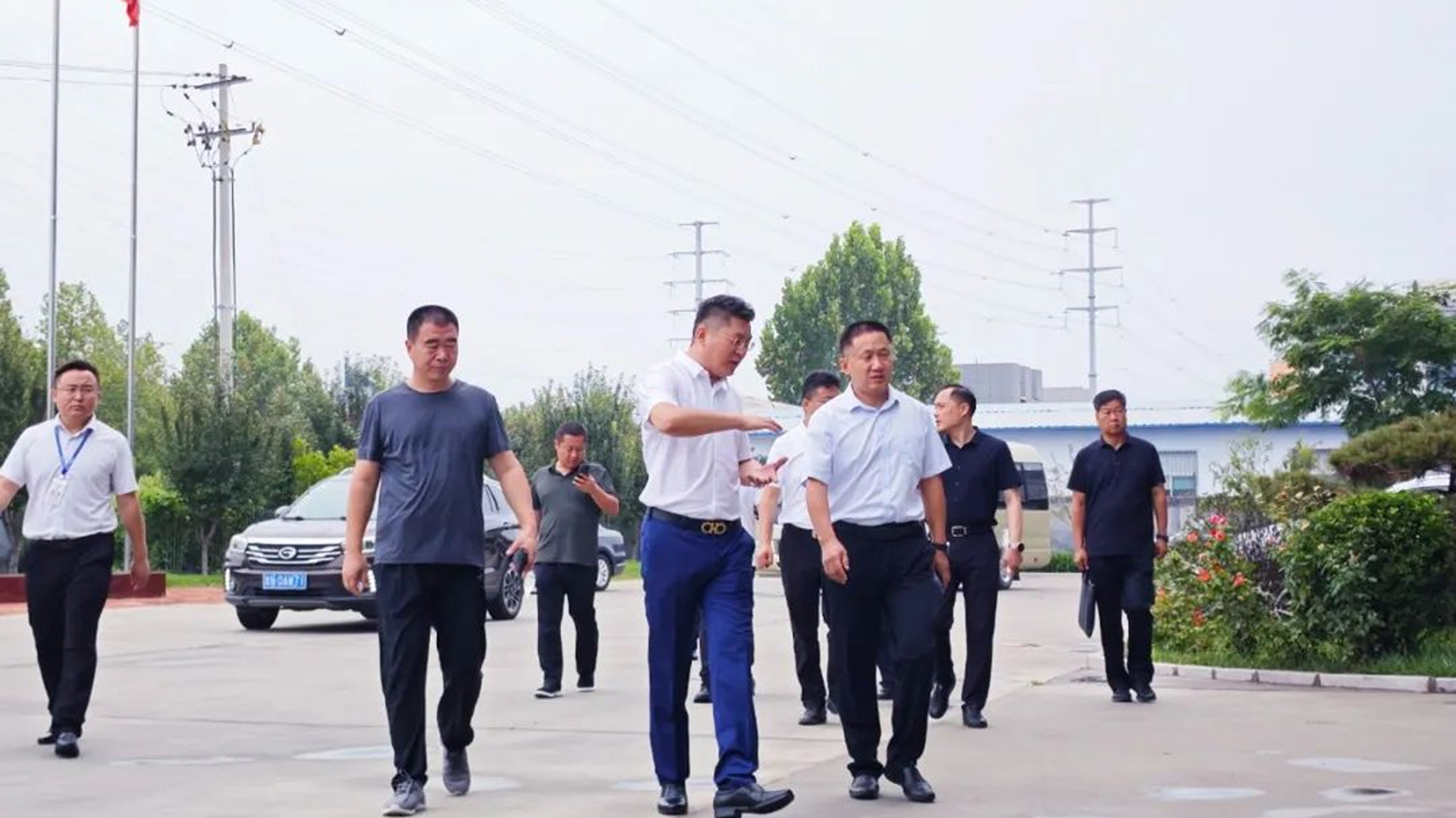 永靖縣黨政考察團(tuán)來立威參觀考察